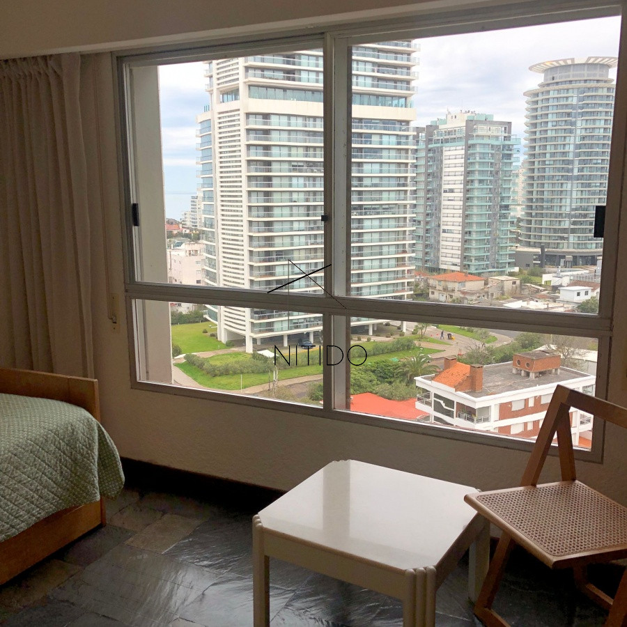 Apartamento ID.552 - Apartamento de 3 dormitorios en venta en Punta del Este
