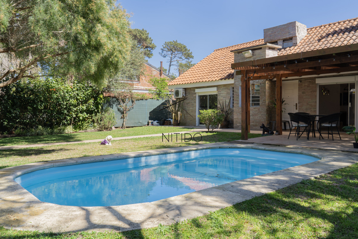 Casa ID.519 - Casa de 3 dormitorios en Venta en San Rafael Punta del Este