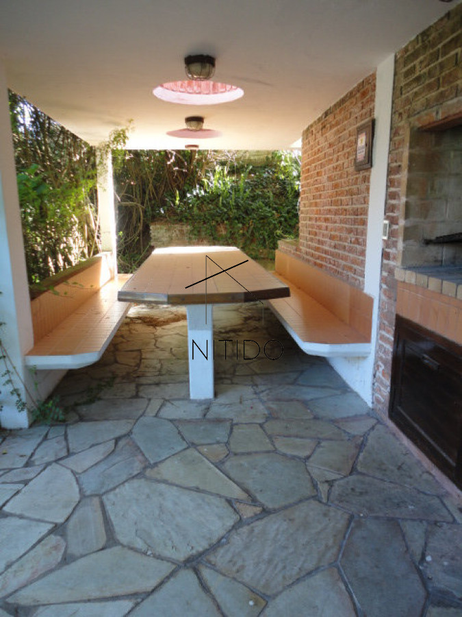 Casa ID.520 - Venta de casa de 3 dormitorios en Punta del Este 