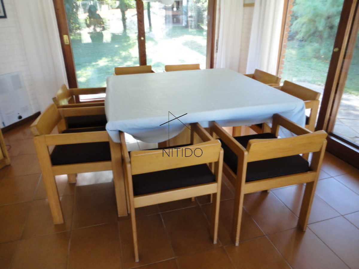 Casa ID.520 - Venta de casa de 3 dormitorios en Punta del Este 