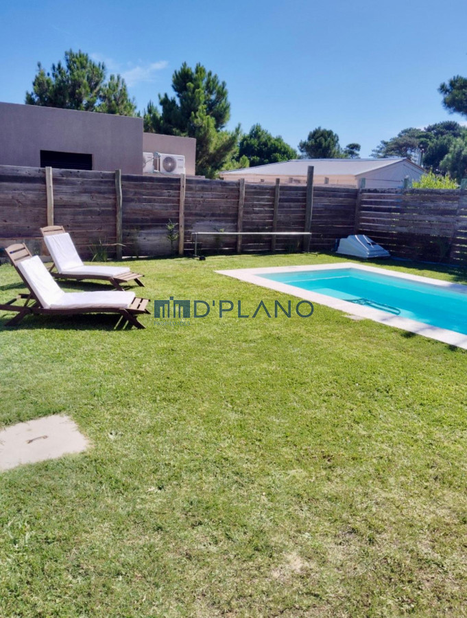 Casa ID.127 - CASA EN VENTA EN TIO TOM - PUNTA BALLENA A 200 METROS DEL MAR