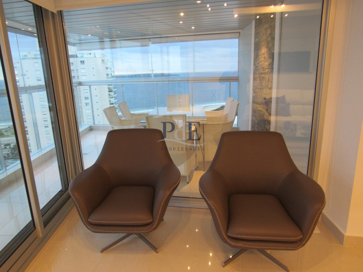 Venta de Apartamento en Playa Mansa - Imagen 9