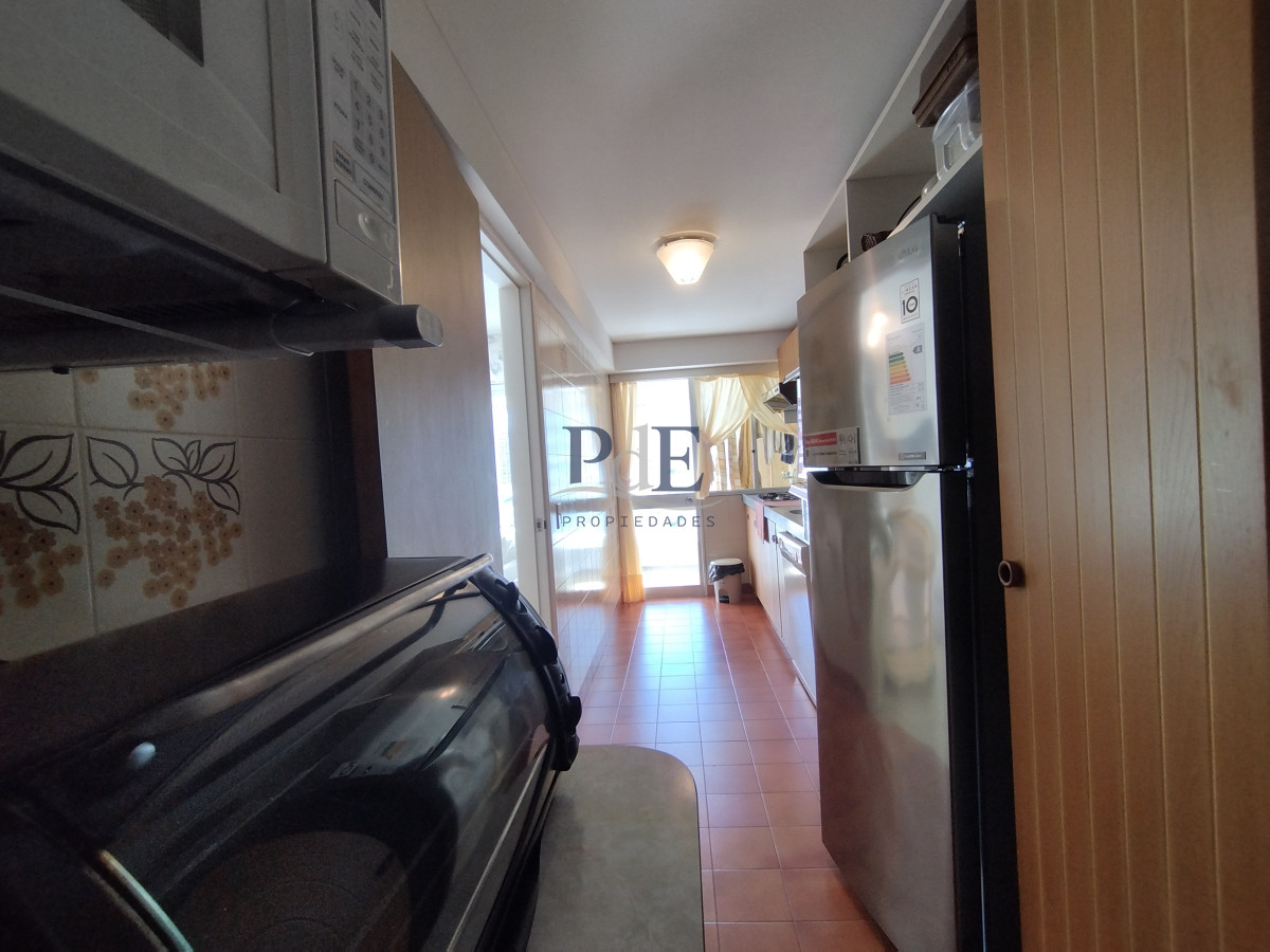  Alquiler y venta de apartamento de dos dormitorios en Punta del Este - Imagen 8