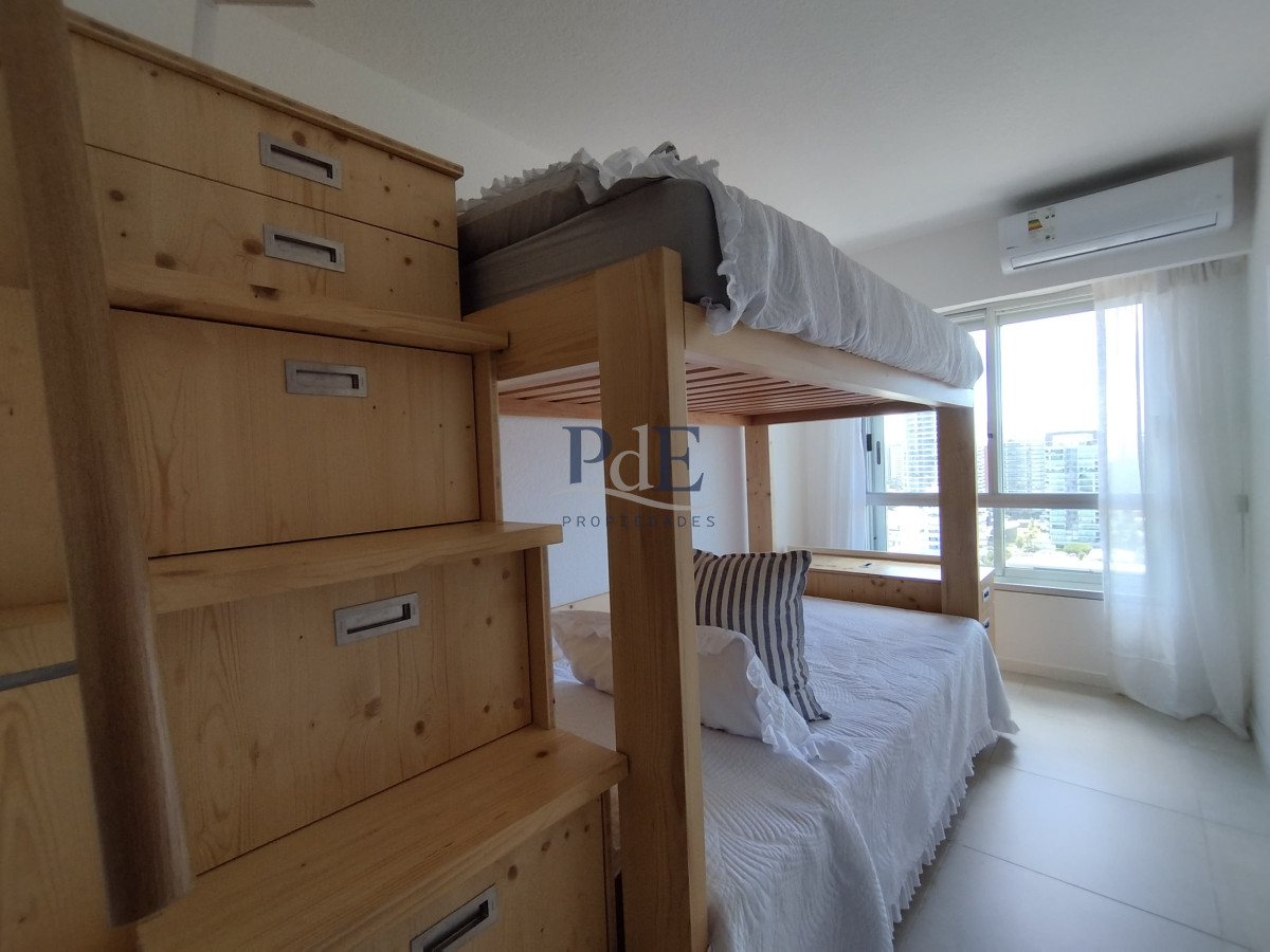 Apartamento de 3 dormtiorios en playa mansa - Imagen 28