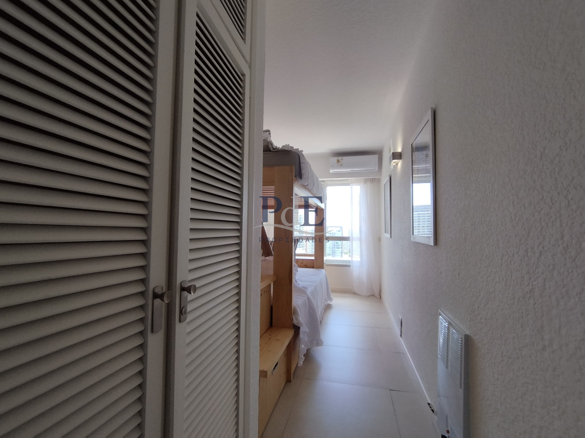 Apartamento de 3 dormtiorios en playa mansa - Imagen 27