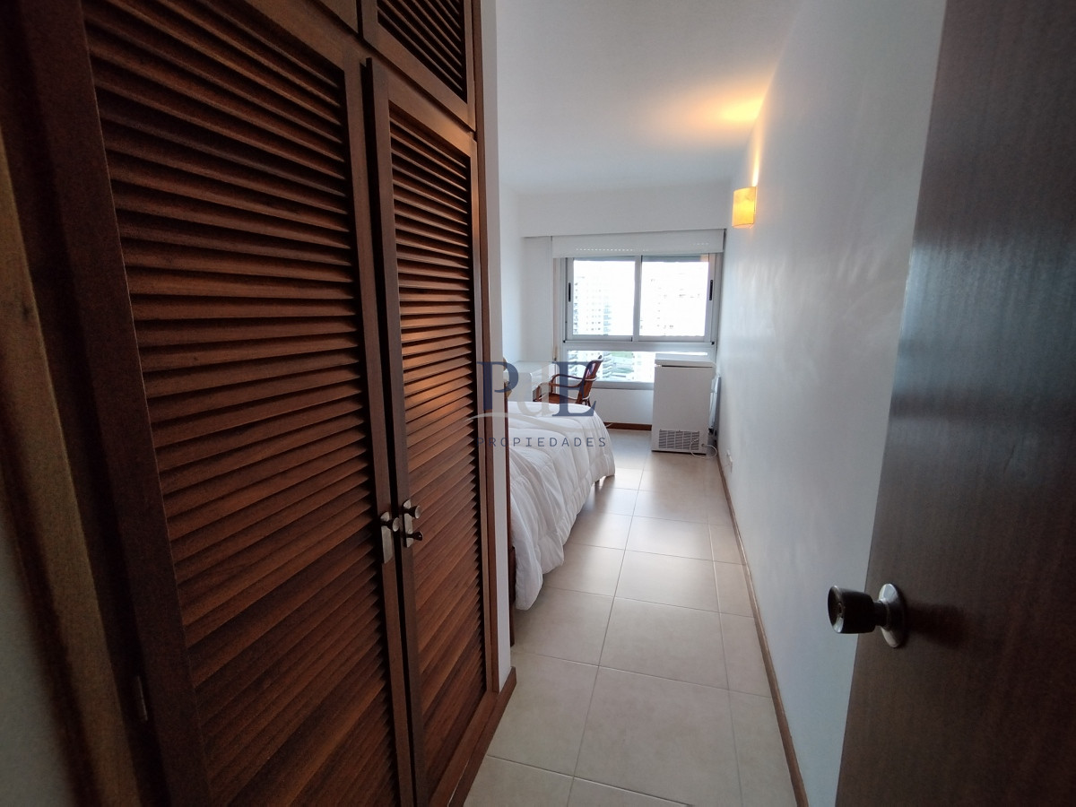 Apartamento en venta frente a playa mansa - Imagen 34