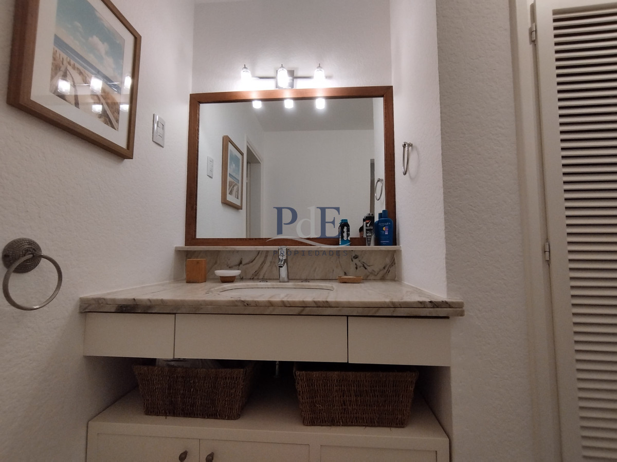 Apartamento de 3 dormtiorios en playa mansa - Imagen 15