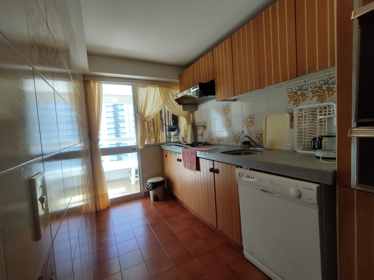  Alquiler y venta de apartamento de dos dormitorios en Punta del Este - Imagen 7