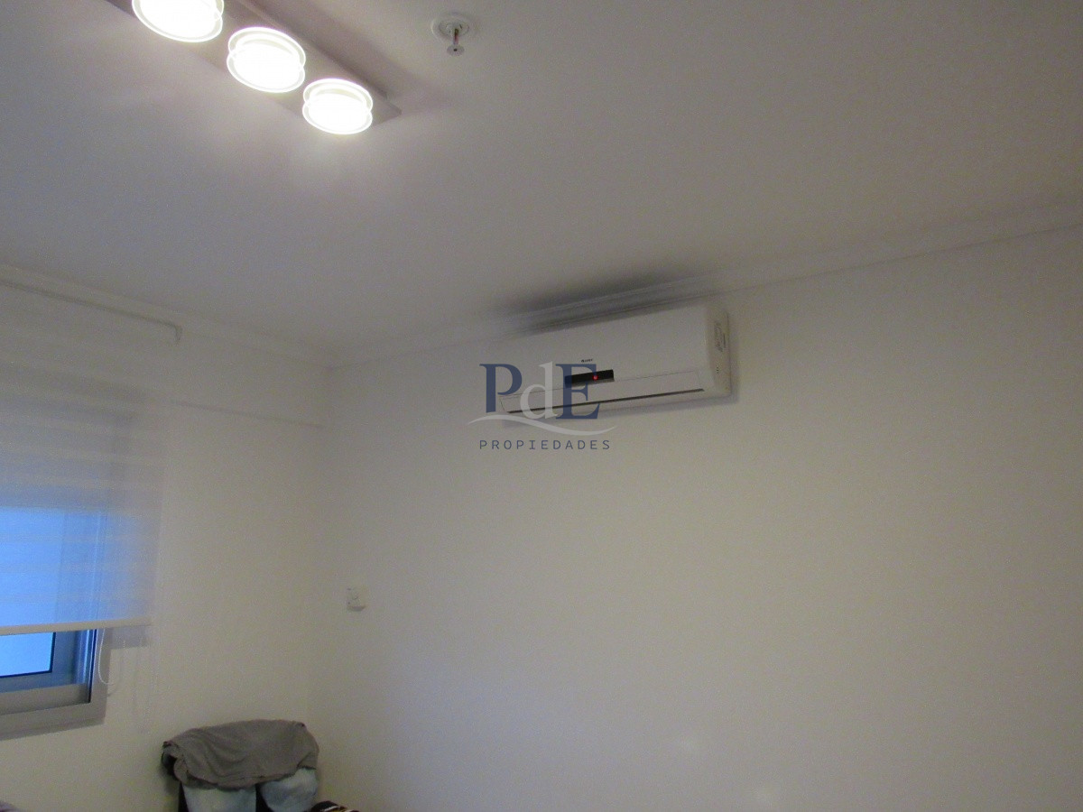 Venta de Apartamento en Playa Mansa - Imagen 24