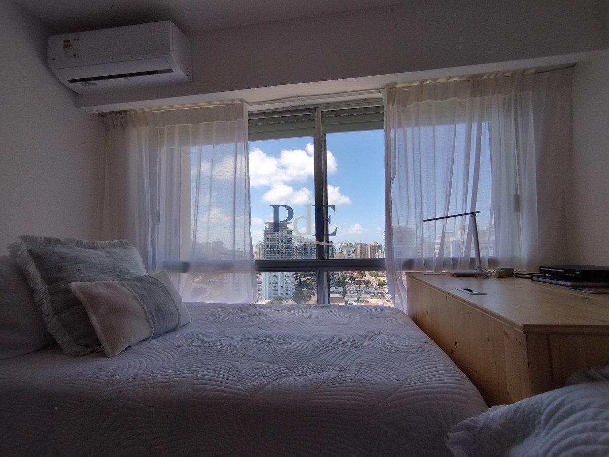 Apartamento de 3 dormtiorios en playa mansa - Imagen 37