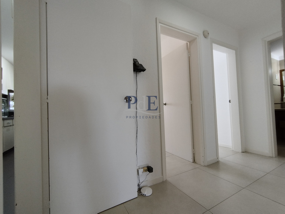 Apartamento de 3 dormtiorios en playa mansa - Imagen 20