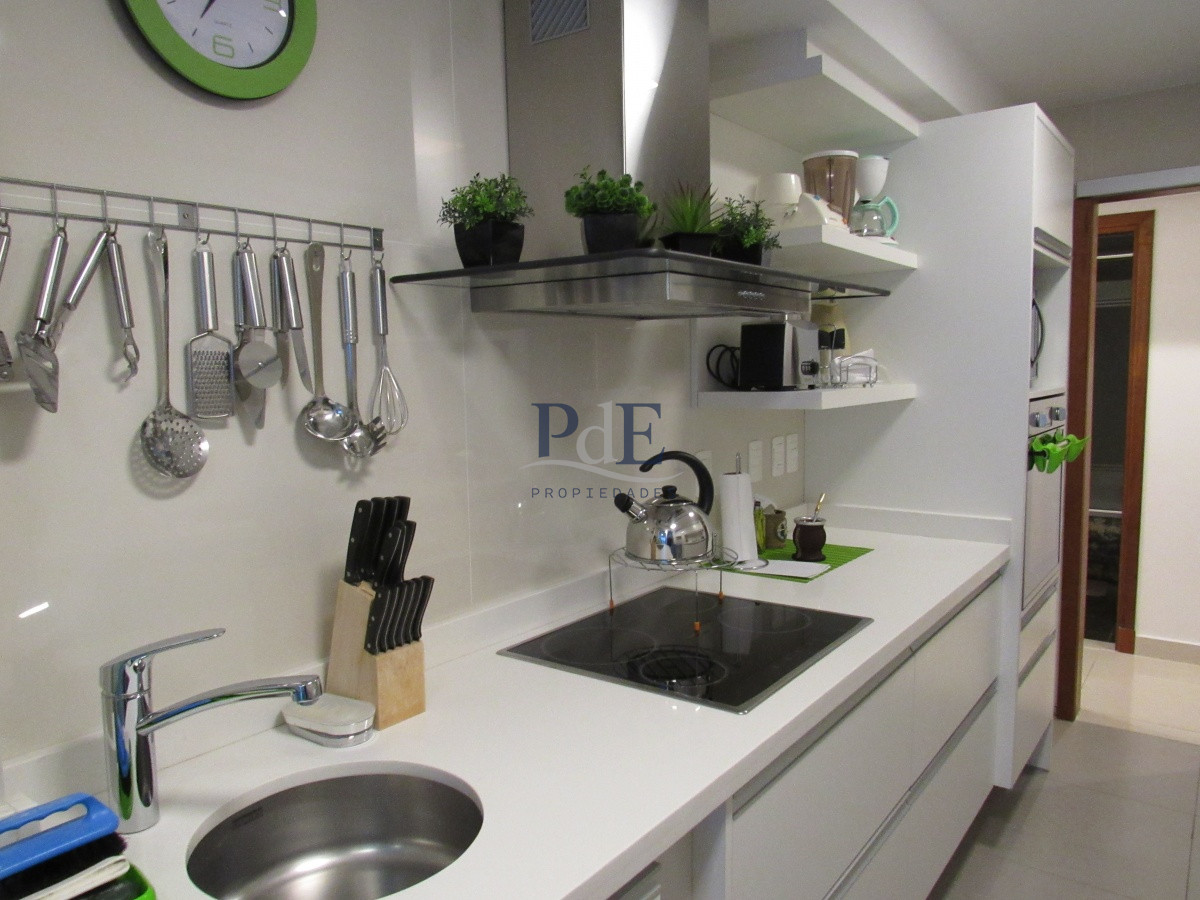 Venta de Apartamento en Playa Mansa - Imagen 26