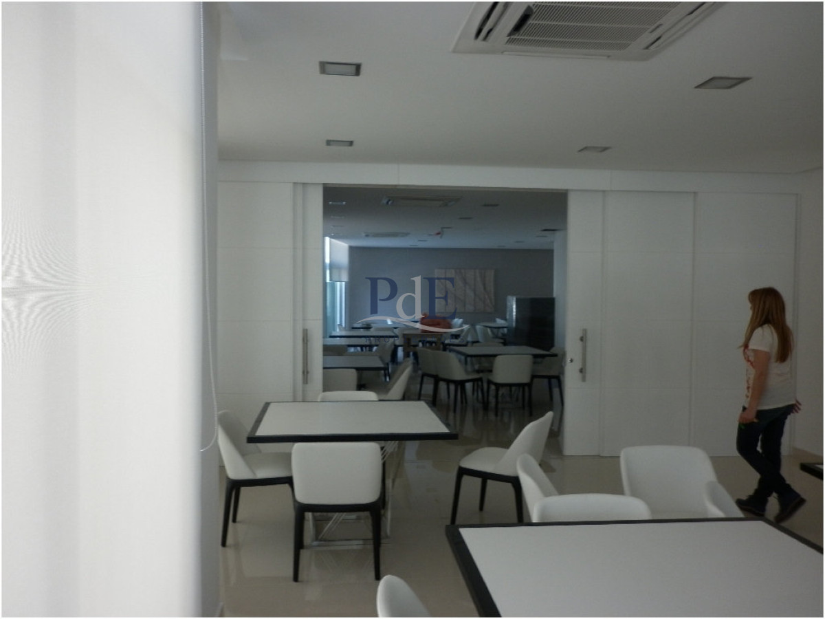 Venta de Apartamento en Playa Mansa - Imagen 40