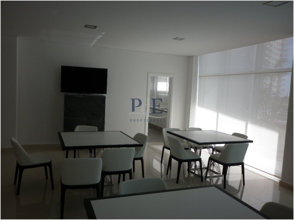 Venta de Apartamento en Playa Mansa - Imagen 41