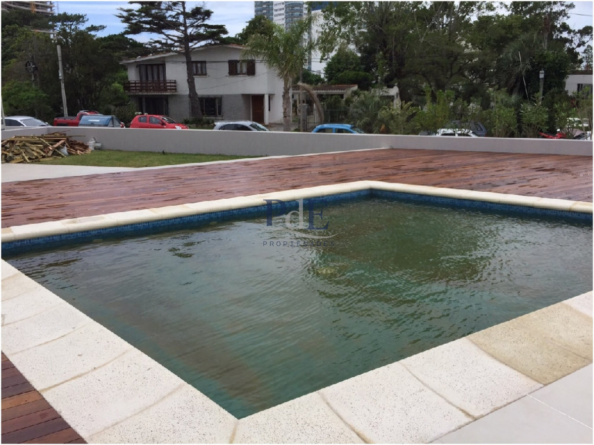 Venta de Apartamento en Playa Mansa - Imagen 44