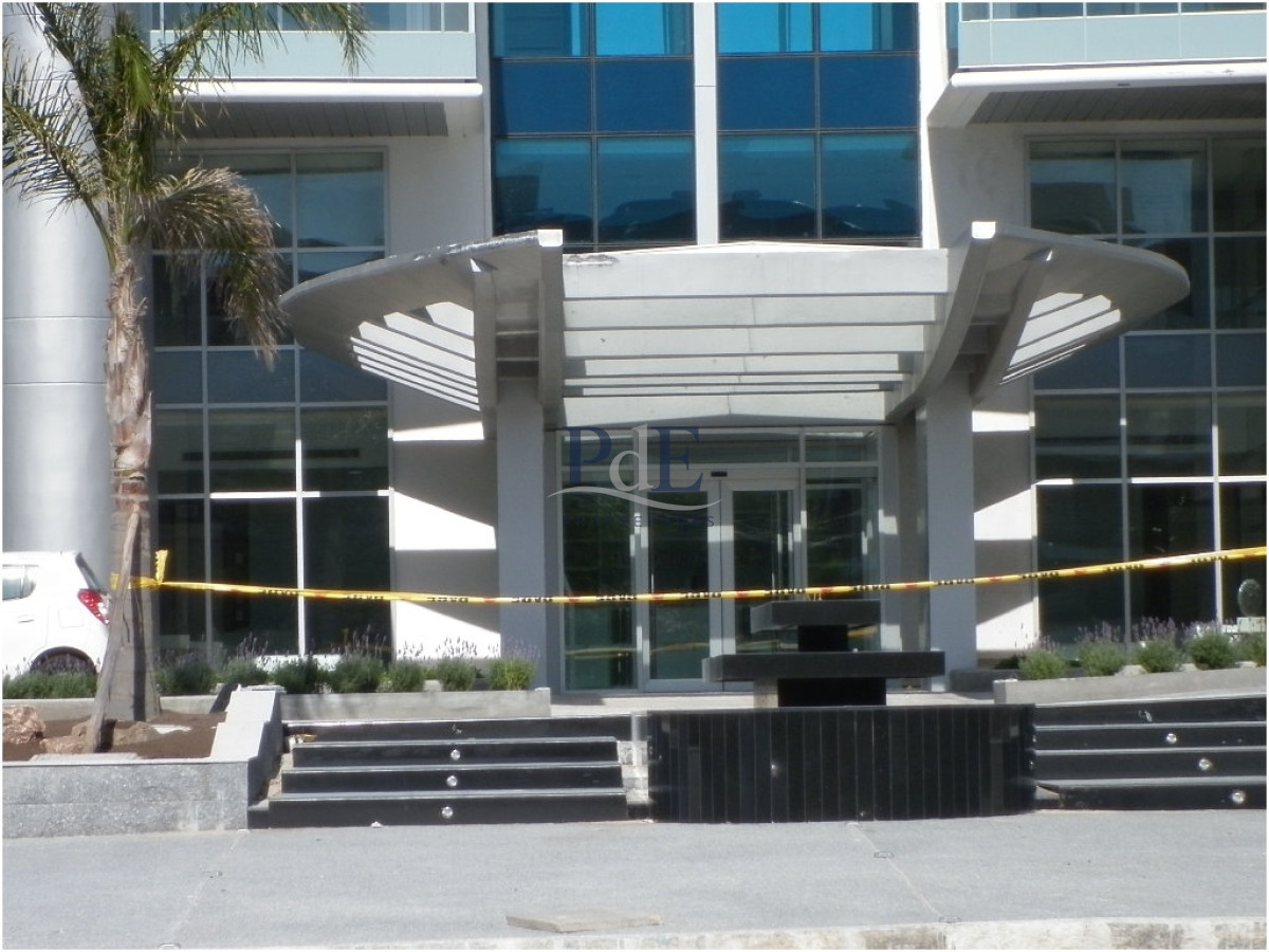 Venta de Apartamento en Playa Mansa - Imagen 47