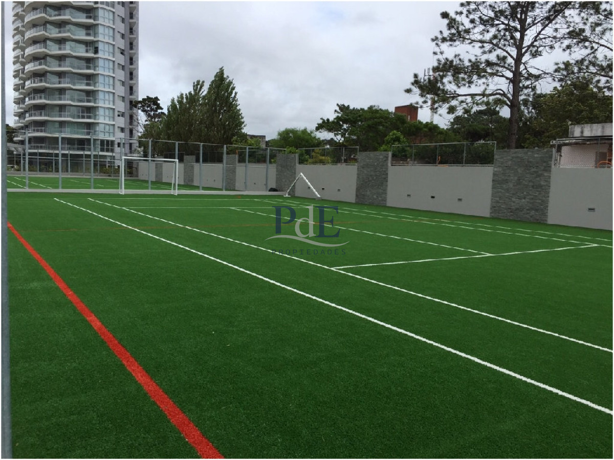 Venta de Apartamento en Playa Mansa - Imagen 52