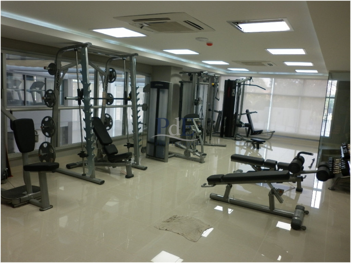 Venta de Apartamento en Playa Mansa - Imagen 38