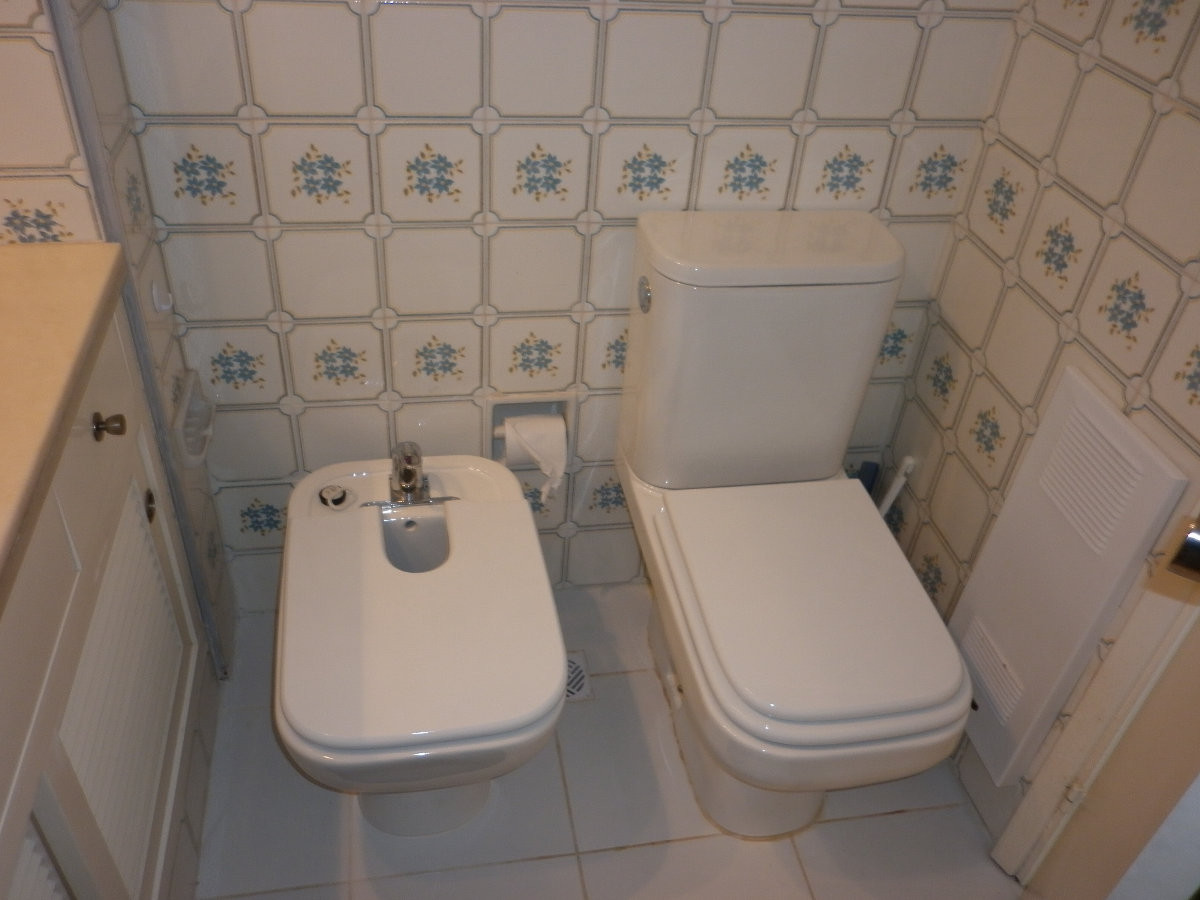 Apartamento ID.2256 - Alquile apartamento de dos dormitorios en Punta del Ester, playa brava