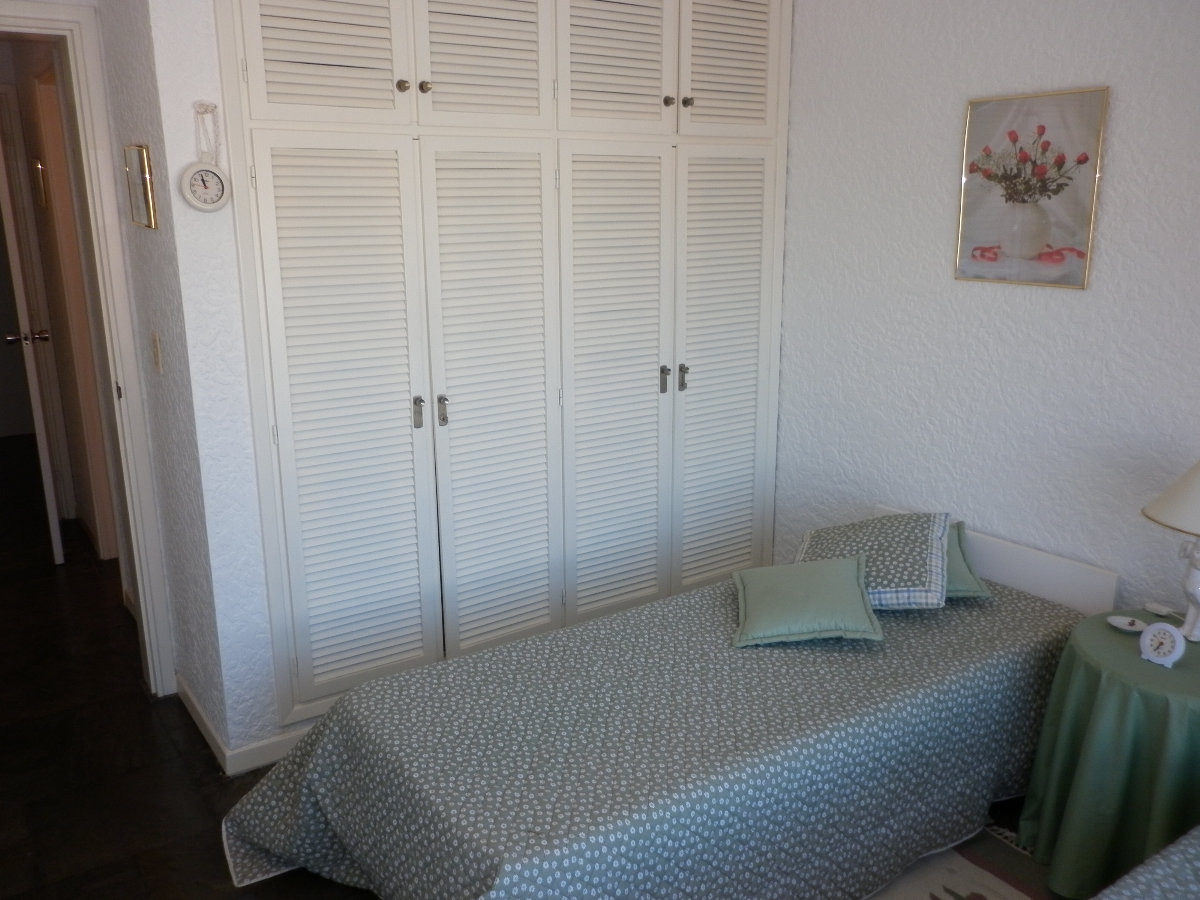 Apartamento ID.2256 - Alquile apartamento de dos dormitorios en Punta del Ester, playa brava