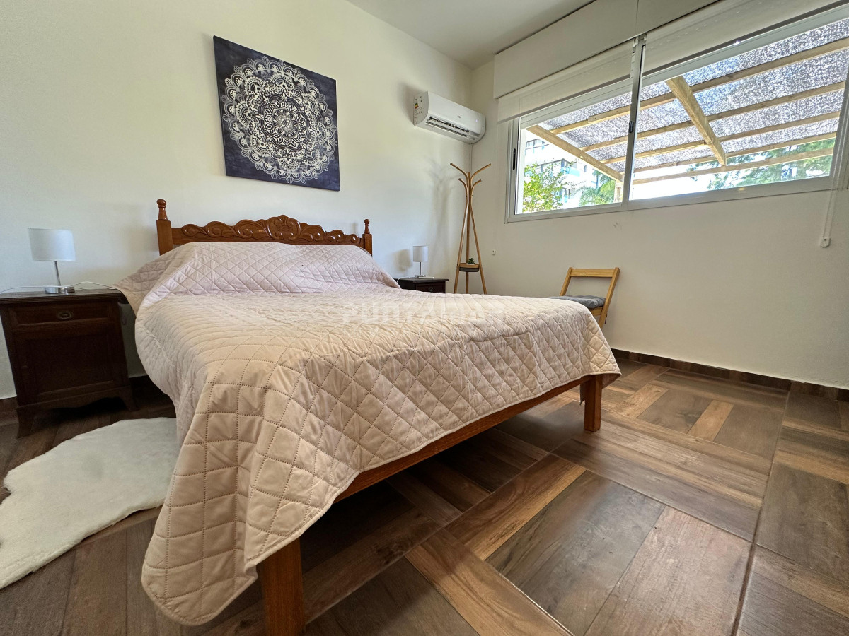 Casa ID.213573 - Casita de 1 dormitorio en alquiler de temporada en  Punta del Este.