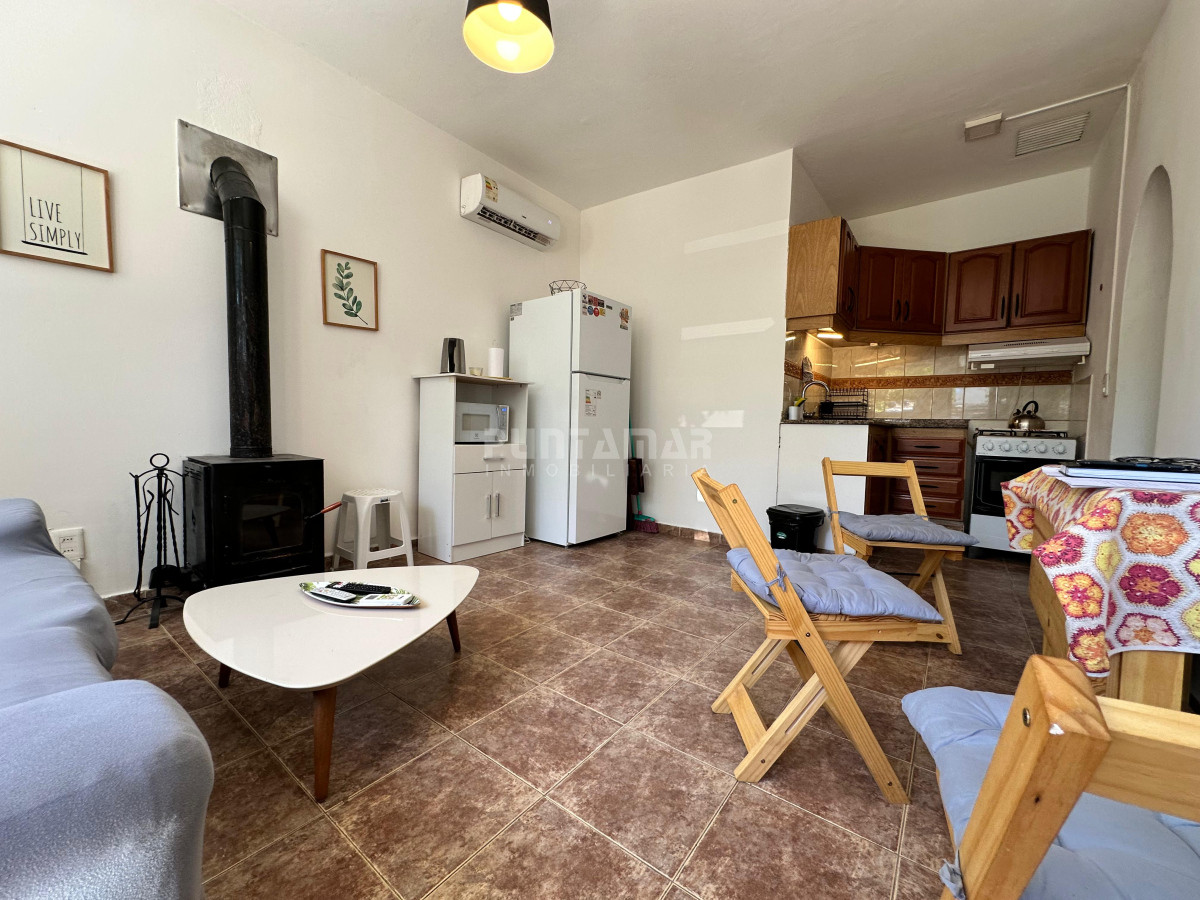 Casa ID.213573 - Casita de 1 dormitorio en alquiler de temporada en  Punta del Este.