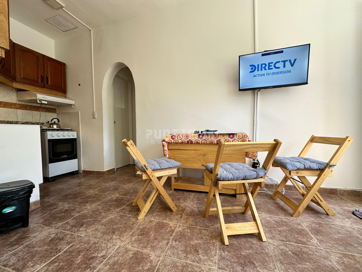 Casa ID.213573 - Casita de 1 dormitorio en alquiler de temporada en  Punta del Este.