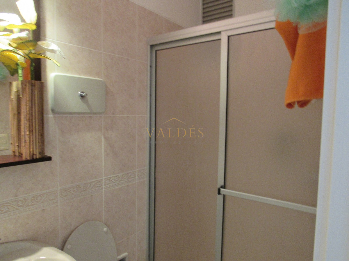 Apartamento ID.3835 - Apartamento en venta  de dos dormitorios en Punta del Este