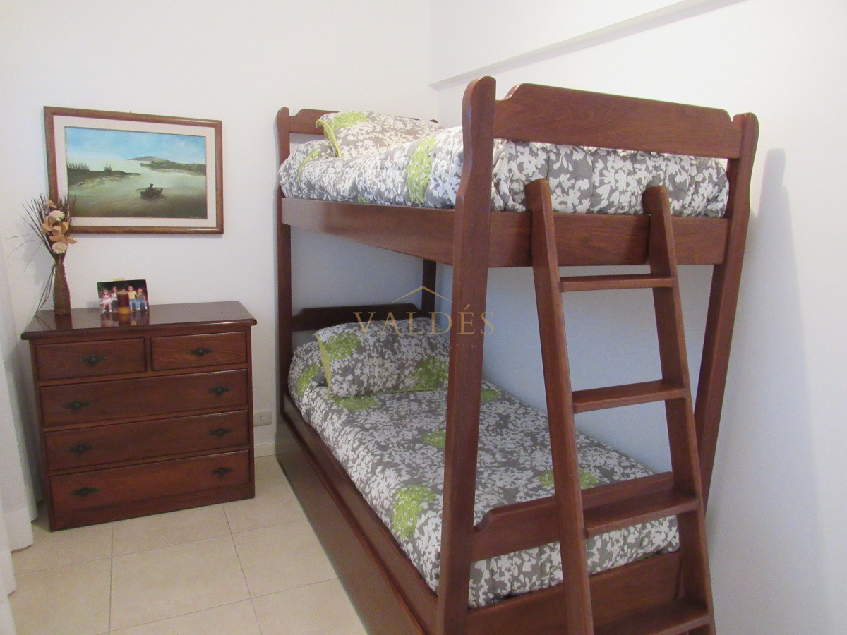 Apartamento ID.3835 - Apartamento en venta  de dos dormitorios en Punta del Este