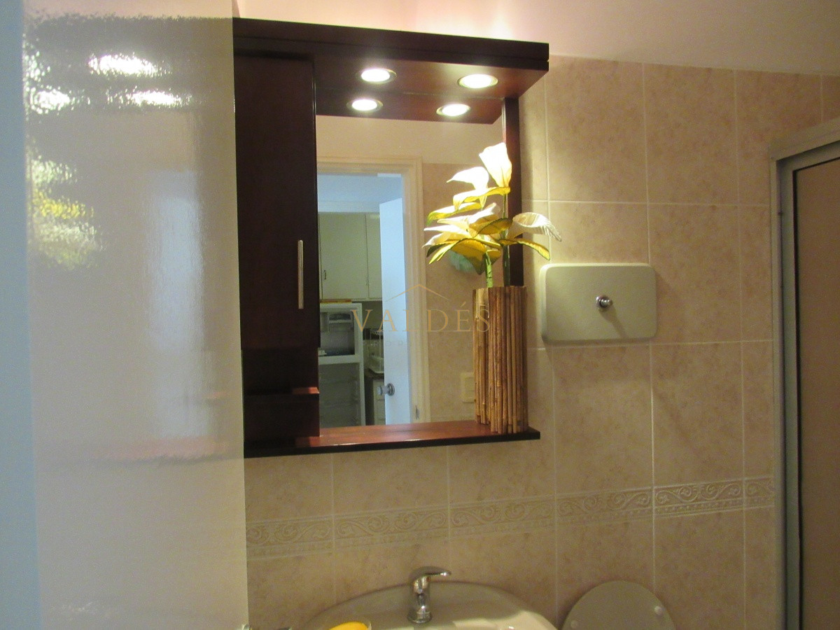 Apartamento ID.3835 - Apartamento en venta  de dos dormitorios en Punta del Este