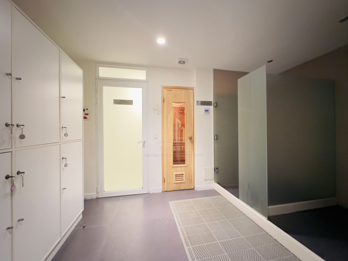 Apartamento ID.105 - Penthouse en VENTA, 3 dormitorios en suite + Dependencia, vista 180°.
