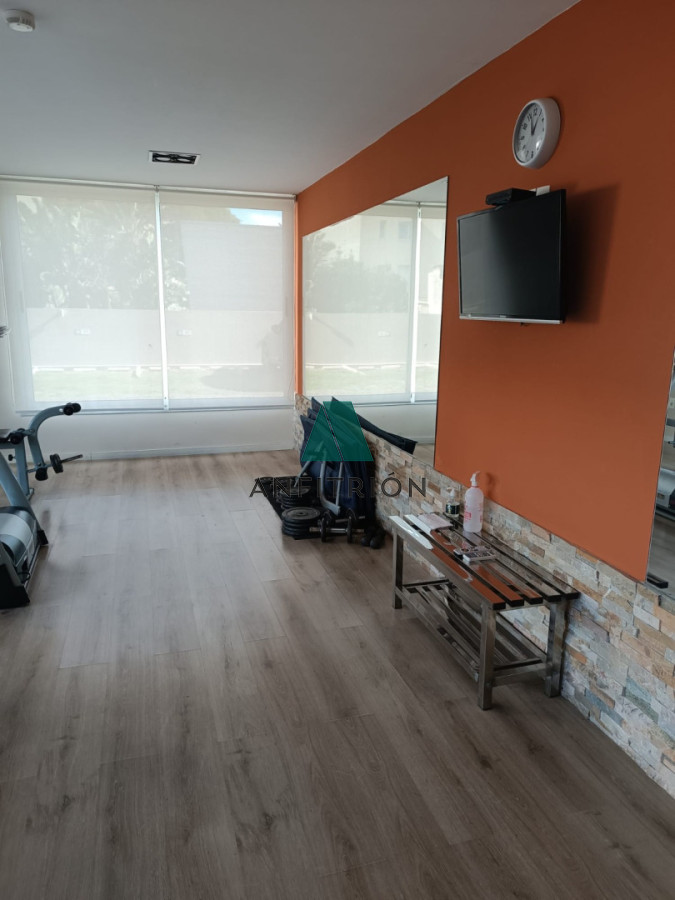 Apartamento ID.183 - Apartamento de dos dormitorios en venta en Punta del Este.-