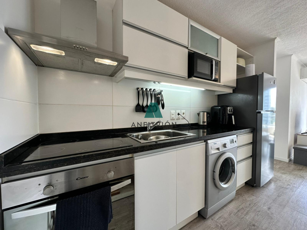 Apartamento ID.183 - Apartamento de dos dormitorios en venta en Punta del Este.-