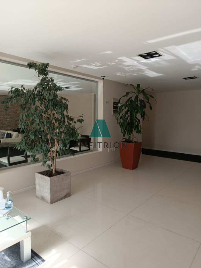 Apartamento ID.183 - Apartamento de dos dormitorios en venta en Punta del Este.-