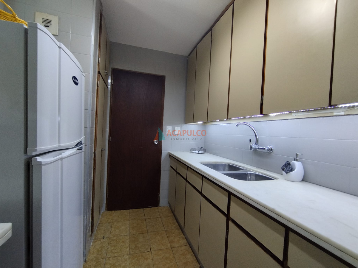 Apartamento Ref.4268/Alquiler-y-venta-de-apartamento-de-un-dormitorio-en-Punta-del-Este- - Alquiler y venta de apartamento de un dormitorio en Punta del Este 