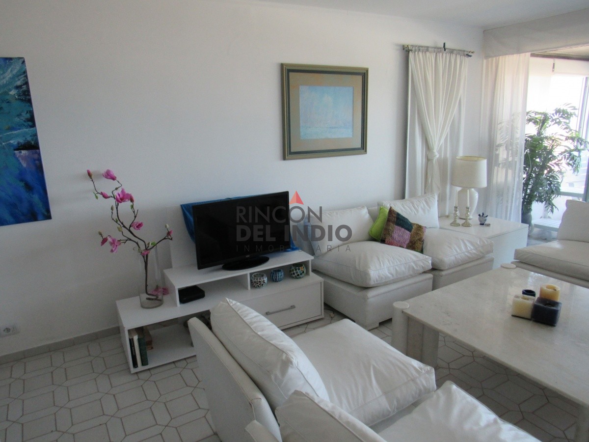 Apartamento ID.301 - Apartamento en venta de 3 dormitorios en Punta del Este