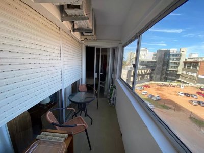 Venta de apartamento 2 dormitorios, Torre Antares, Punta del Este