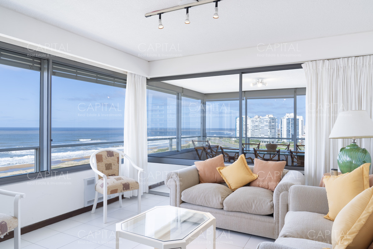 Apartamento ID.34888 - Venta de apartamento de 3 dormitorios y dep. de servicio en Punta del Este