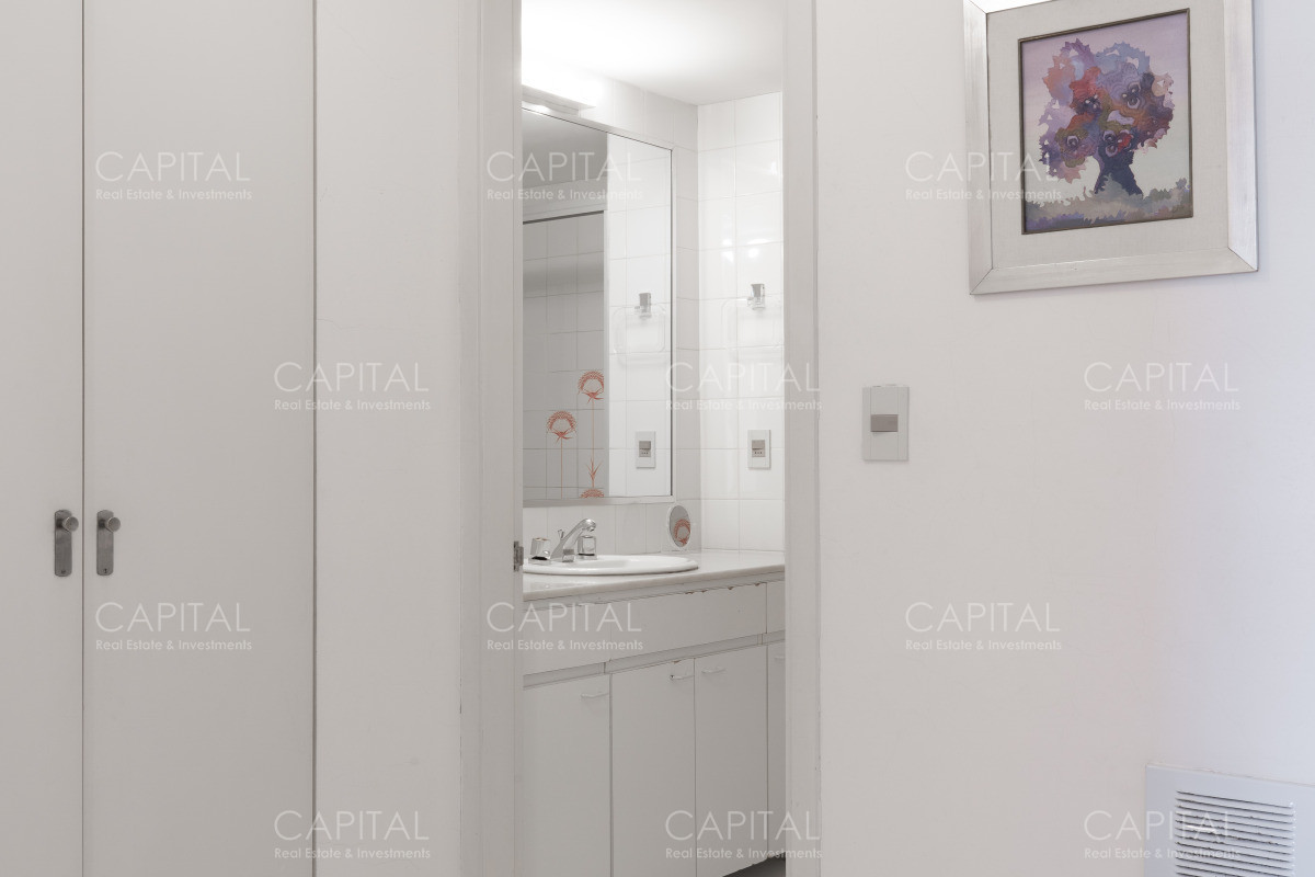 Apartamento ID.34888 - Venta de apartamento de 3 dormitorios y dep. de servicio en Punta del Este