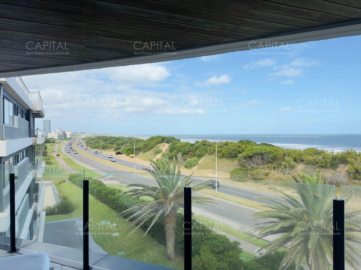 Apartamento ID.37145 - Venta de apartamento pent house frente a playa brava