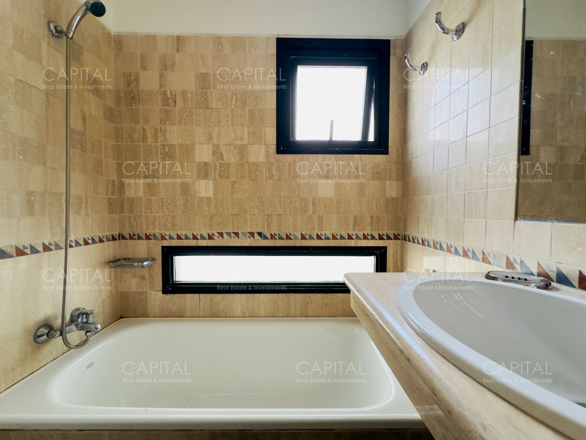 Apartamento ID.37145 - Venta de apartamento pent house frente a playa brava