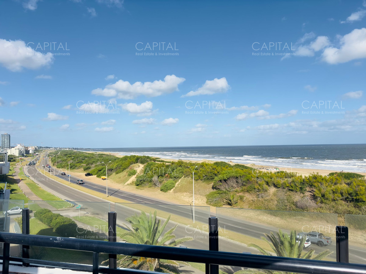 Apartamento ID.37145 - Venta de apartamento pent house frente a playa brava