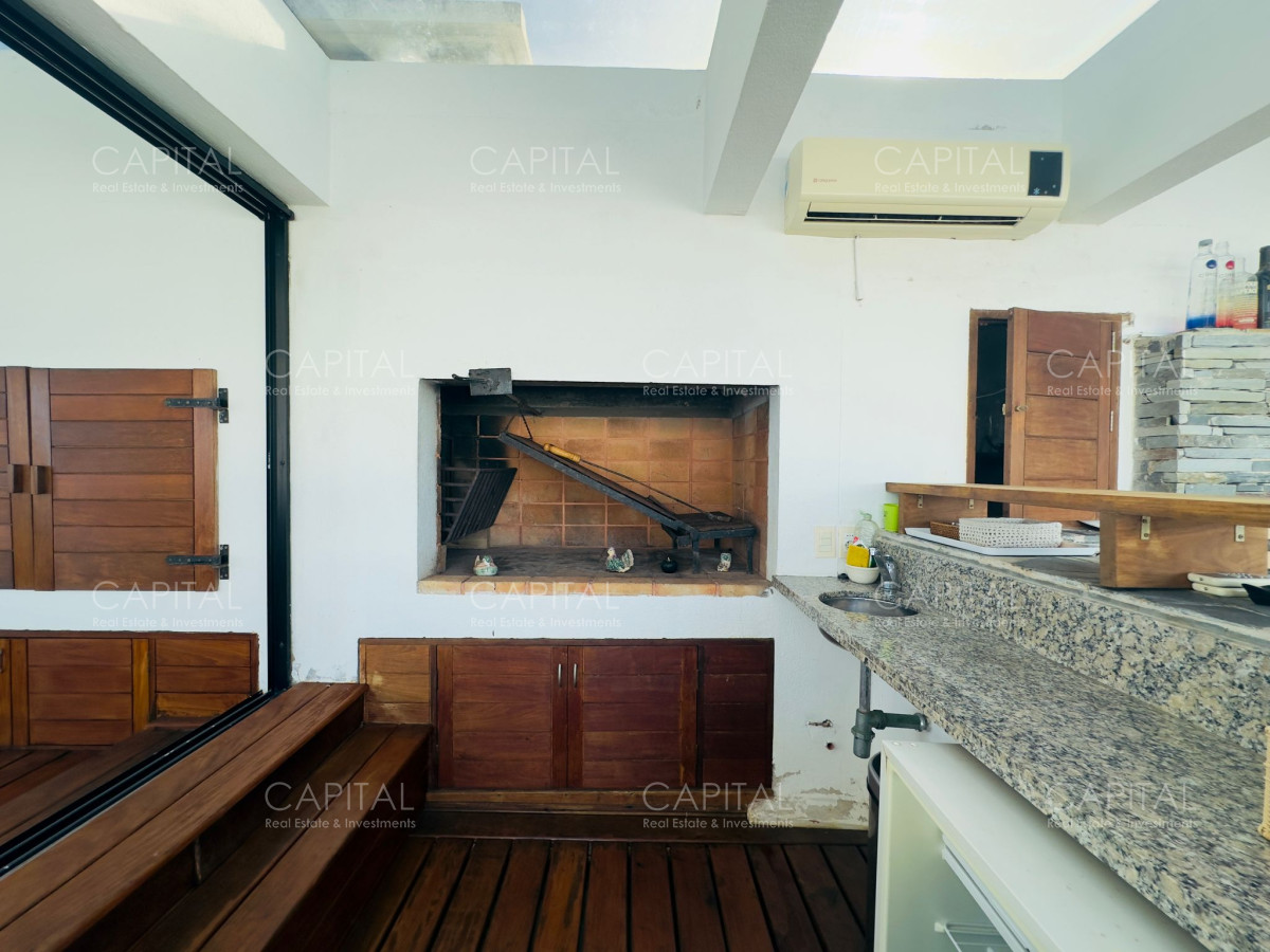 Apartamento ID.37145 - Venta de apartamento pent house frente a playa brava