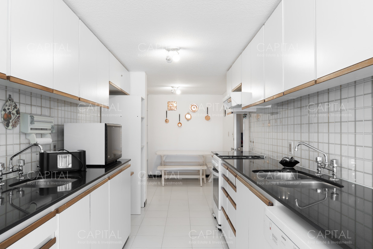 Apartamento ID.34888 - Venta de apartamento de 3 dormitorios y dep. de servicio en Punta del Este