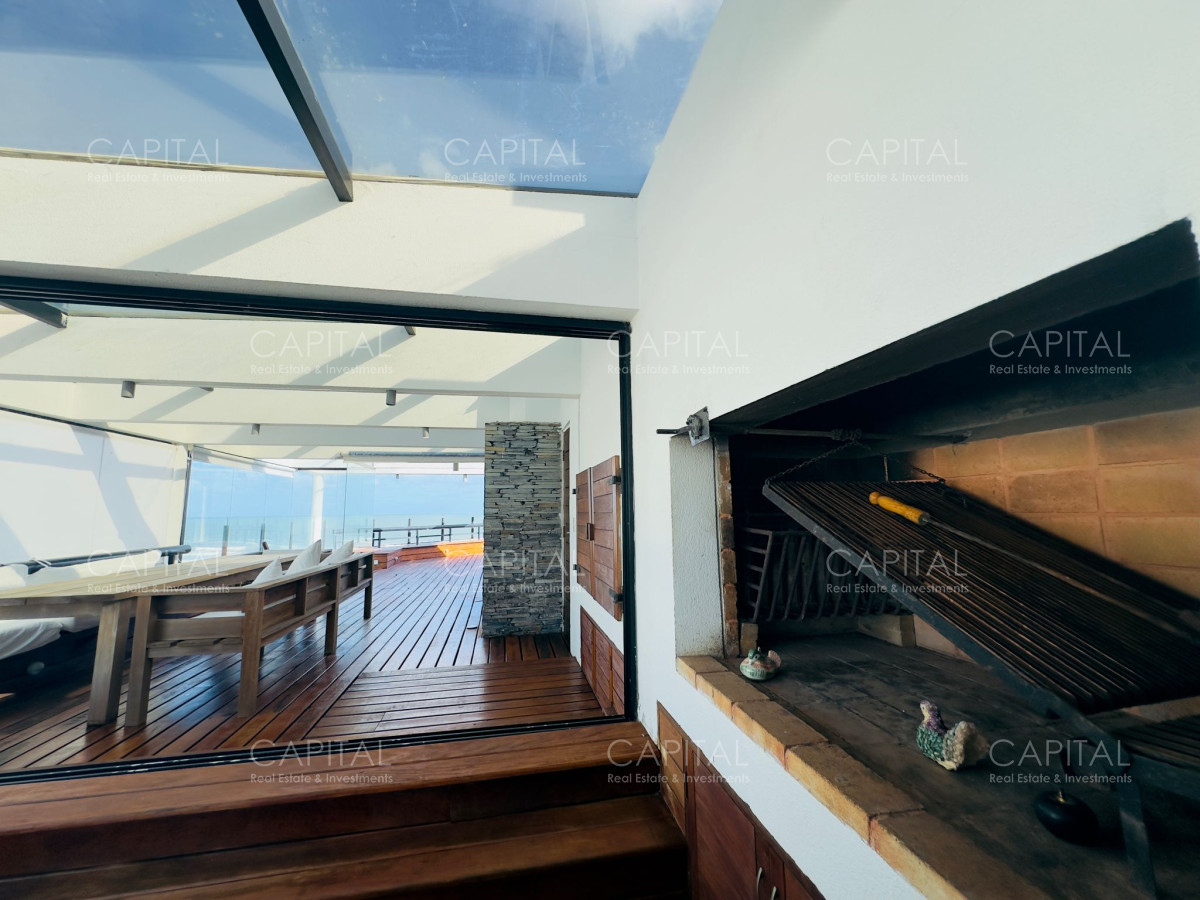 Apartamento ID.37145 - Venta de apartamento pent house frente a playa brava