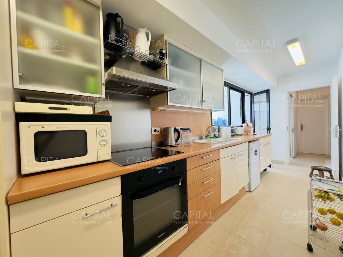 Apartamento ID.37145 - Venta de apartamento pent house frente a playa brava