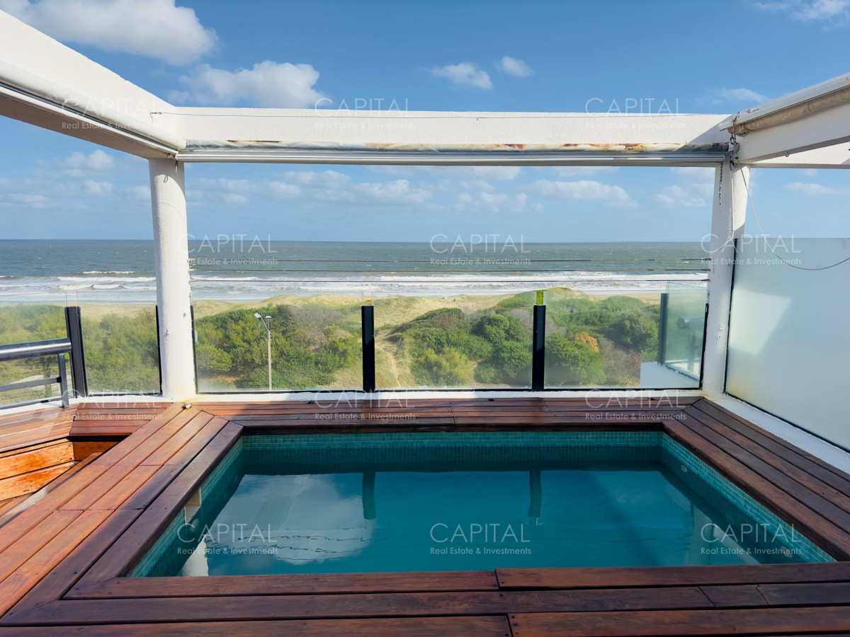 Apartamento ID.37145 - Venta de apartamento pent house frente a playa brava