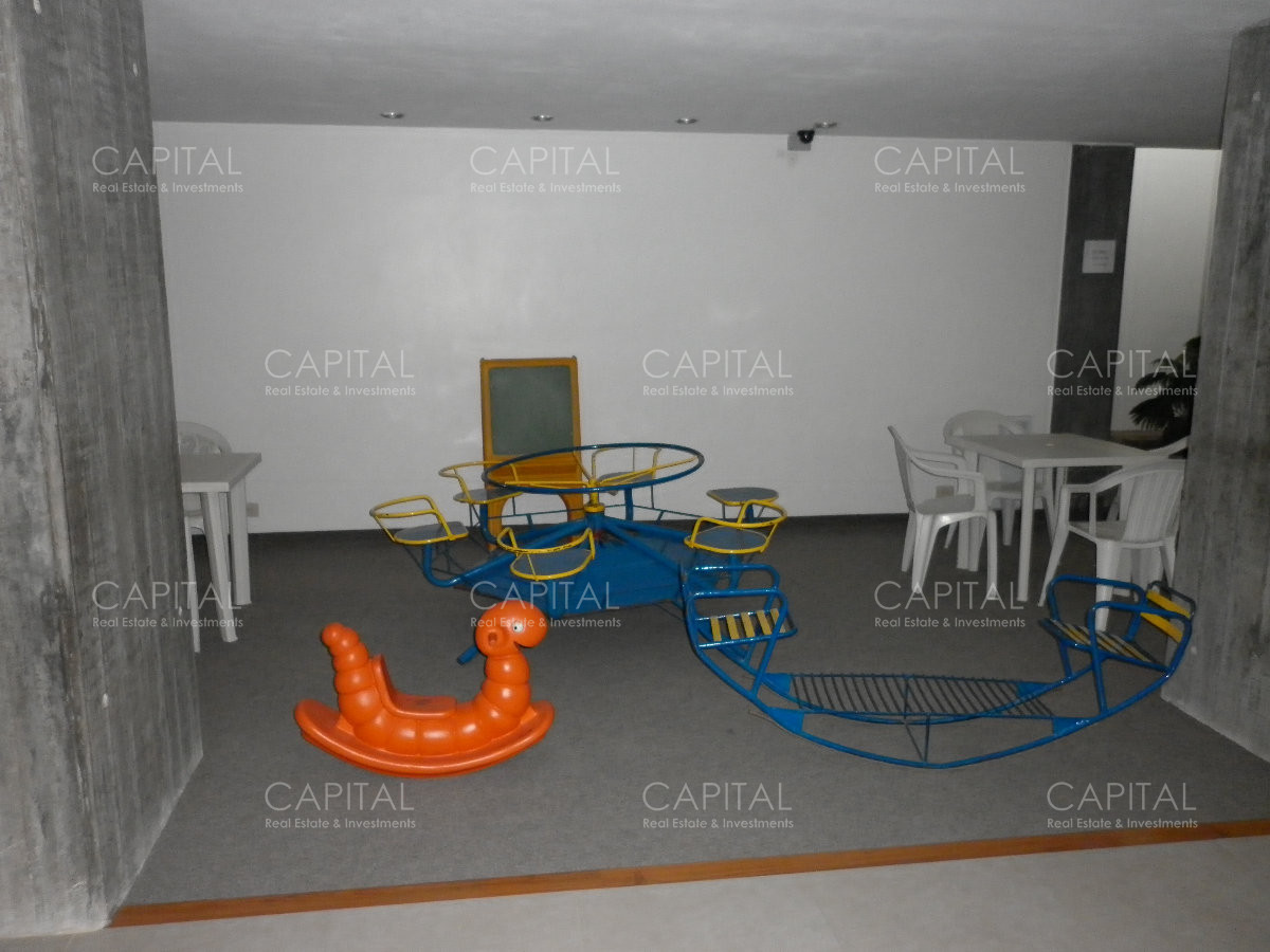 Apartamento ID.37689 - Malecon reciclado, primera linea playa mansa, 3 dormitorios, 1 suite.