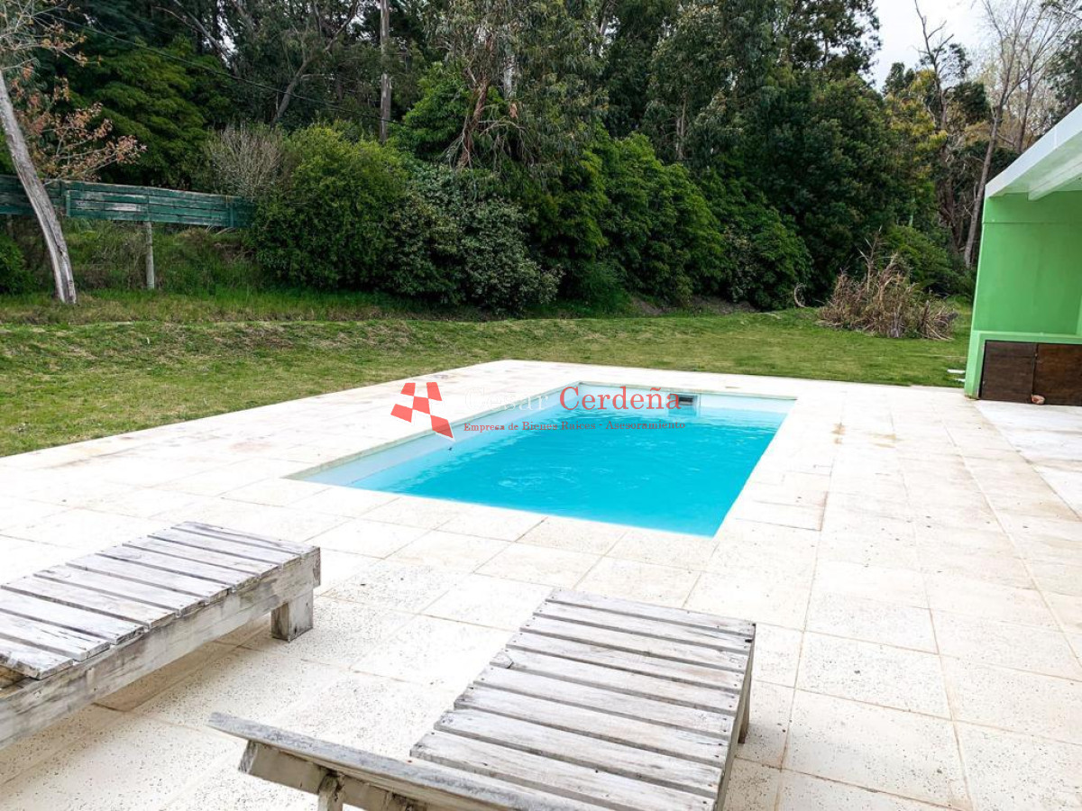 Casa ID.1782 - Casa en venta de 4 dormitorios en Punta del Este