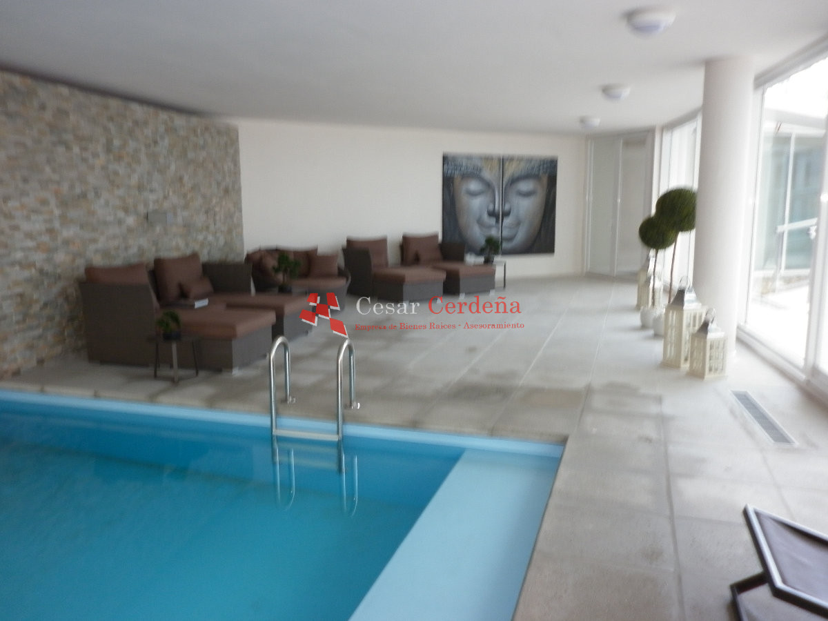 Apartamento ID.1876 - Penthouse en VENTA, 3 dormitorios en suite + Dependencia, vista 180°.